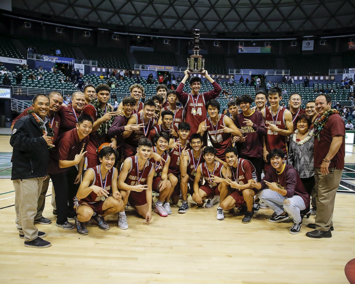 _SLCJ's tweet photo. TWICE IS NICE!! Maryknoll repeats as Division I state champion with a 46-33 win over Kamehameha. #DominateTheScene #ChaseForTheChampionship https://t.co/xZ2UM6ZM1O
