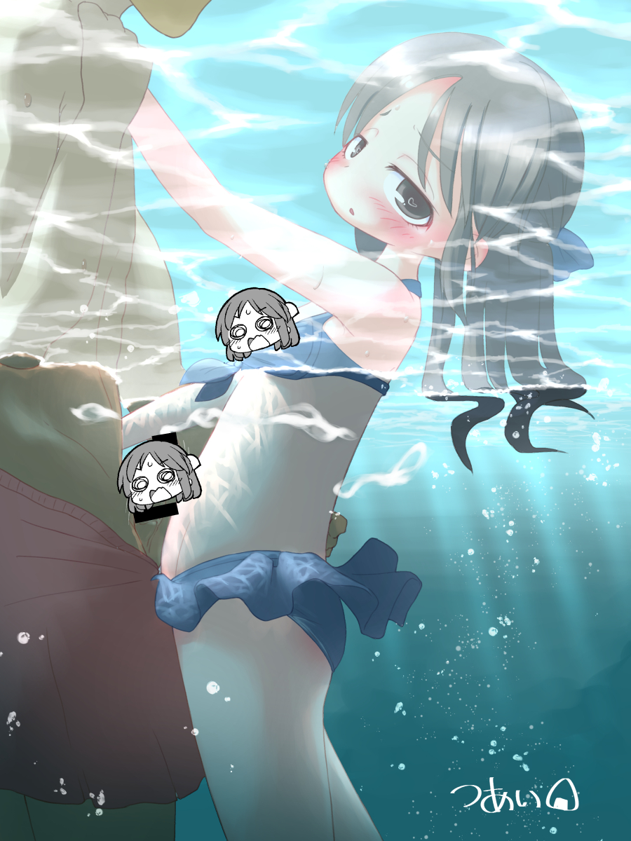 こそこそ・・・
