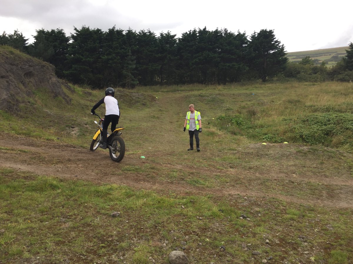 Have a great weekend all!!
.
#bike #thetrack #advancedsection #track #bikesection #gasgas