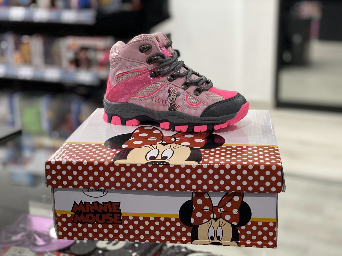 GeekAtmosphere's tweet image. Calzado guerrero para las más peques #minniemouse #minnie #mountains #mountain #senderismo #excursion #traveling #disney #geekatmosphere #alwaysplaying geekatmosphere.com