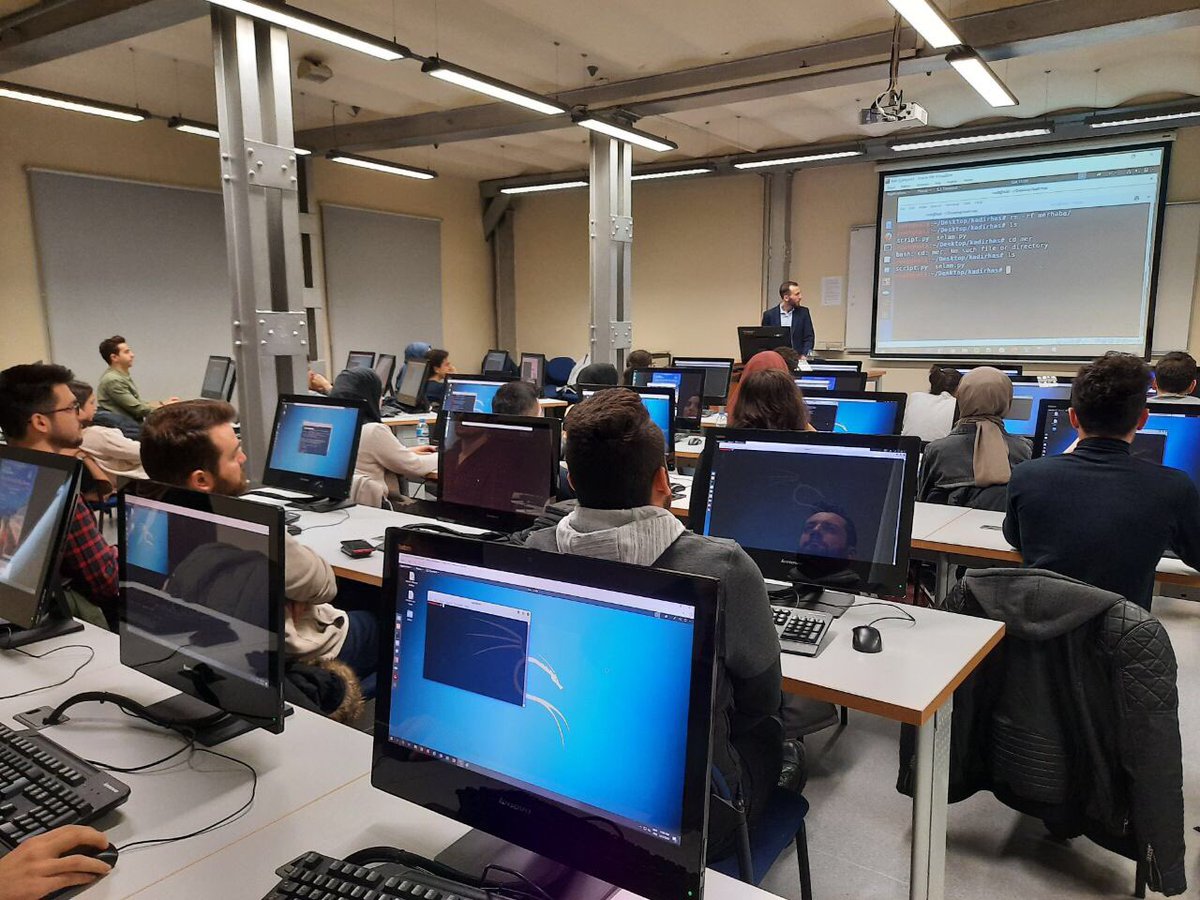 81 Siber Kahraman tweet media