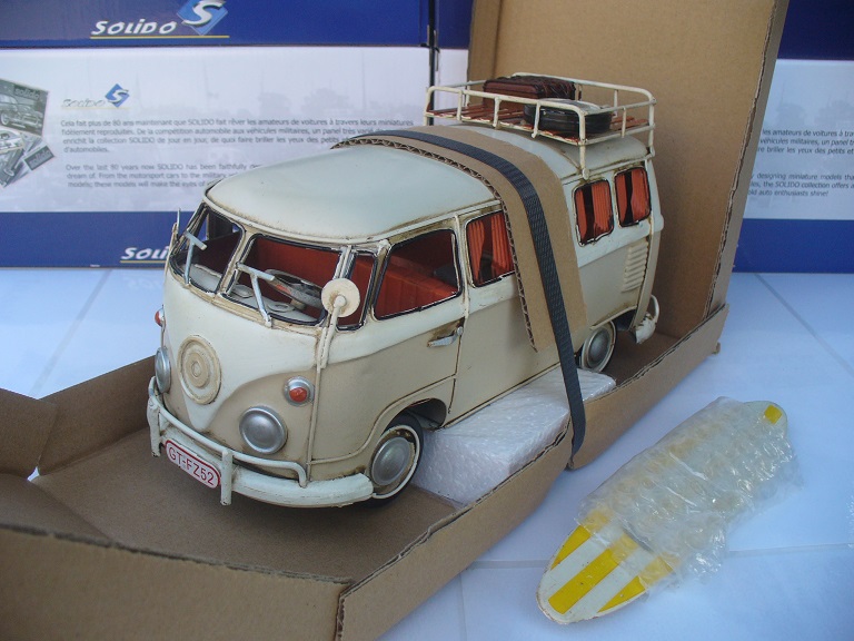Modelcarparadis's tweet photo. Tinplate Collectables 1/18 VW Volkswagen Camper met Surfboard OP=OP https://t.co/eeOqlTICXs #vw #volkswagen #t1 #surfing #tinplate #collectables #jayland #decoratie #model #schaalmodel #miniatuur #webwinkel #webshop #modelcarparadise https://t.co/h5eo2tF1eL