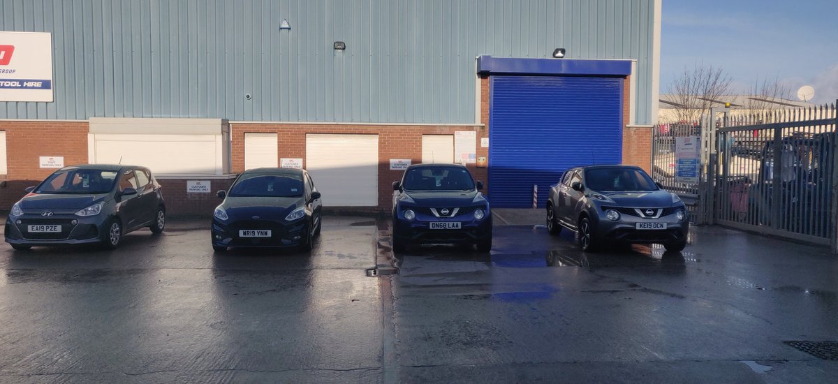 Clean car showroom ready to WOW are customers with great cars and great service! Let's do this @ChrisMckiverU3 <a href="/EracHolt/">George Holt</a> <a href="/bethbailey23/">Beth Bailey❄️</a> <a href="/KiranERAC/">Kiran Chauhan</a> @ThomasGU309 <a href="/saeed_musa1/">Saeed Musa</a> <a href="/seantyler1/">Sean Tyler</a> <a href="/U3Development/">Si Crumbleholme</a>
