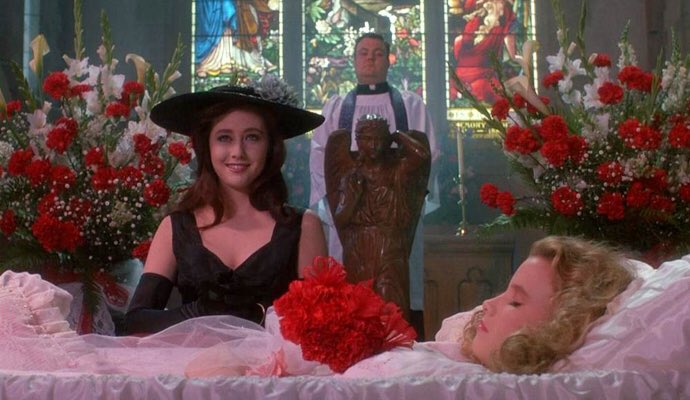 [re-watch]heathers (1988)★★★★directed by michael lehmanncinematography by francis kenny