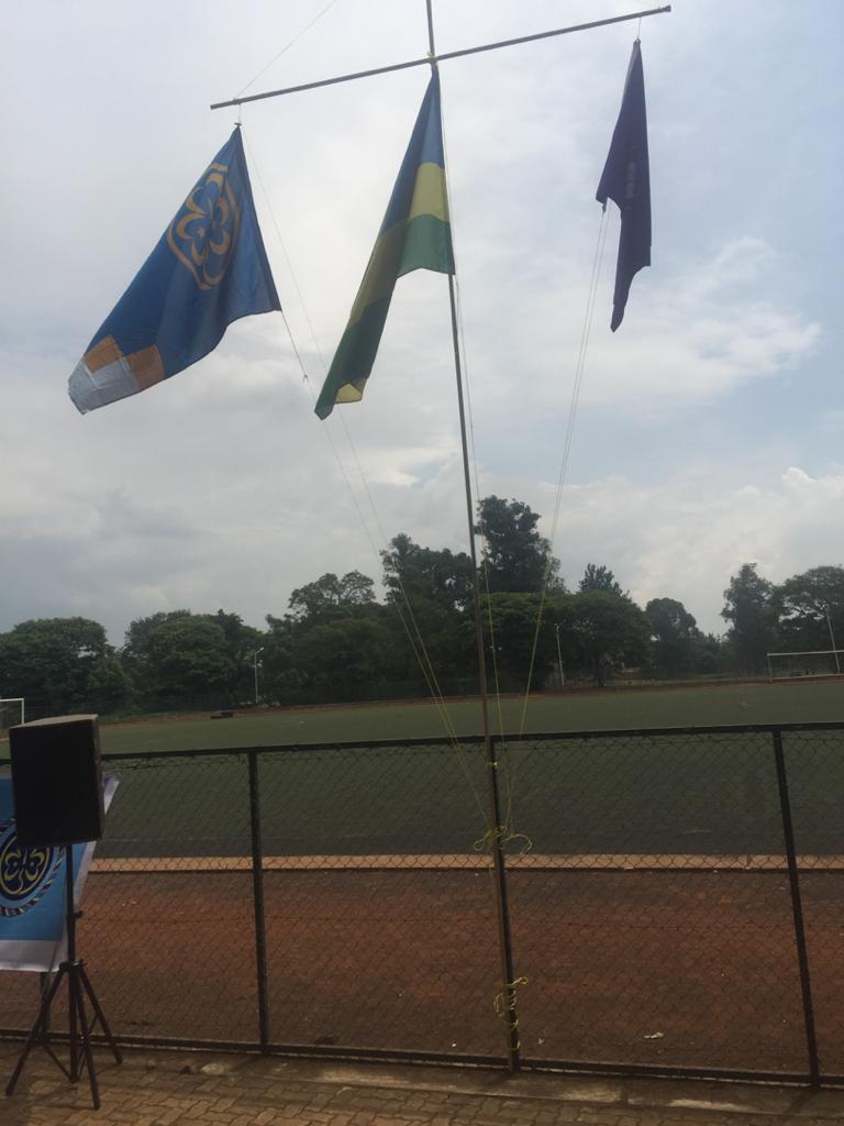 guidesrwanda's tweet photo. Hanging on flags #GuidingandScoutingWeek2020 https://t.co/uKiag6xkZX