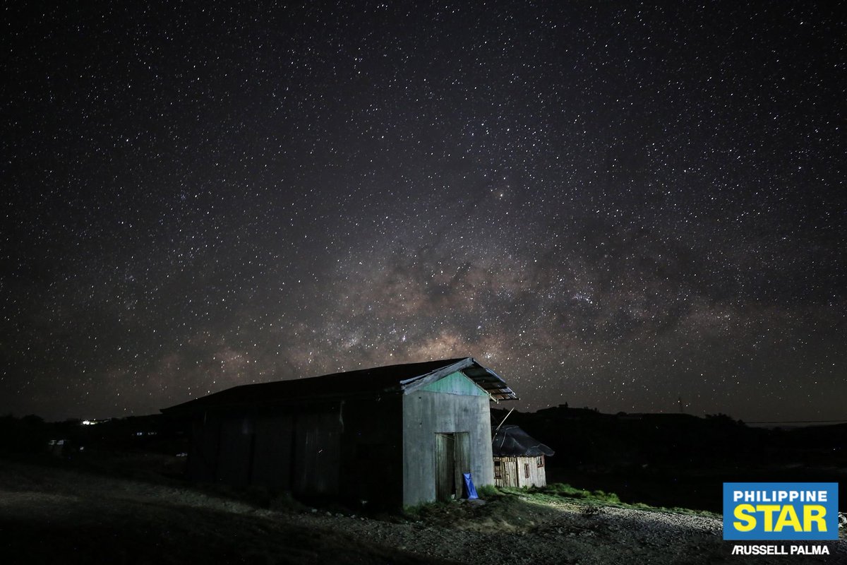 PhilippineStar's tweet photo. ‘STARRY NIGHTS’

LOOK: The galactic center of the Milky Way is seen in the skies of Atok, Benguet early Saturday morning. https://t.co/9k60esWB7h