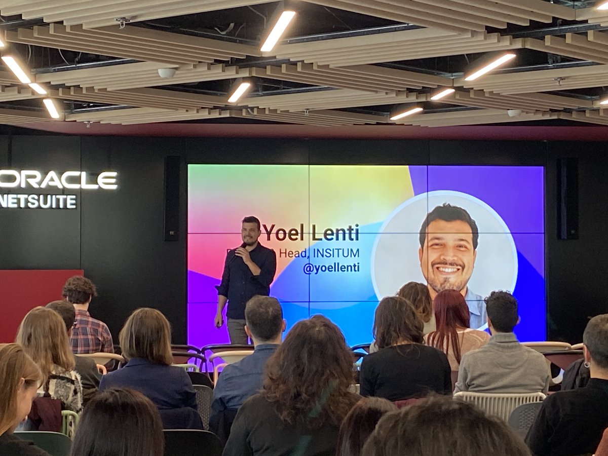 Welcome <a href="/yoellenti/">Yoel Lenti</a>! Yoel is kicking off #WIADBCN with his talk, "The Problem Underneath" #WIAD20 #IAElement #IA #WIAD #insitum