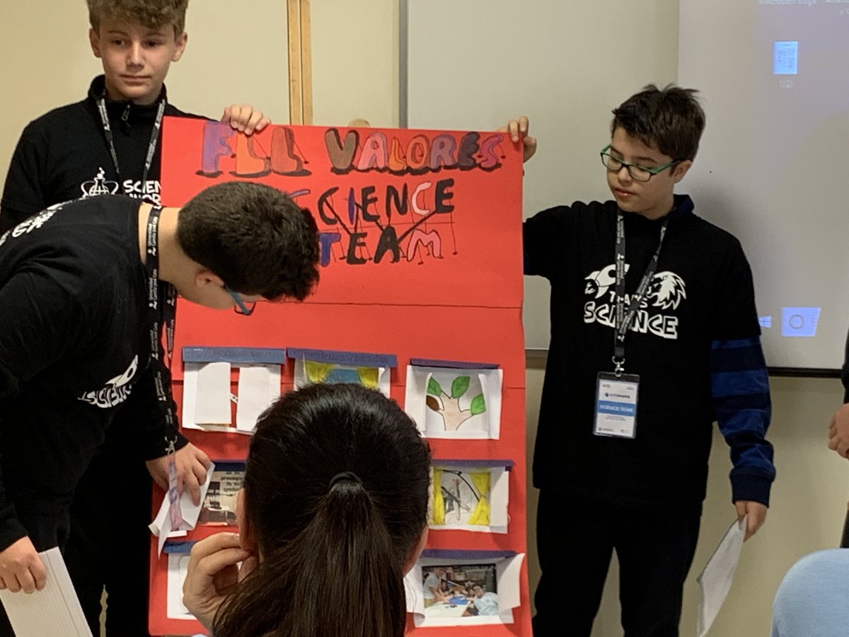 Lo más interesante e importante de la #FLLMadrid2020 es que no solo es una competición #robotica sino que también es #STEM gracias al proyecto científico que tienen que desarrollar los participantes, junto con los #valoresFLL