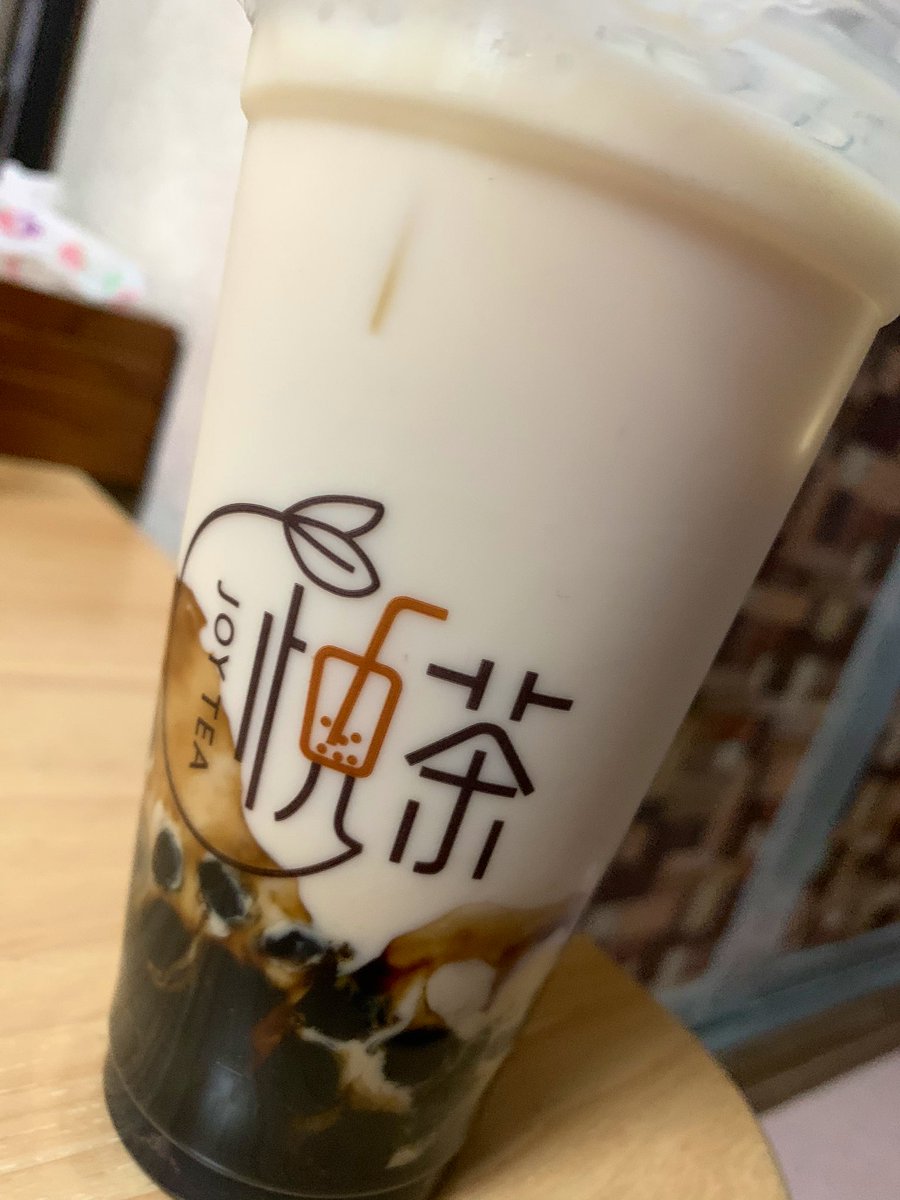 anier_kanrinin's tweet photo. #シカゴピザ #ピザ #JOYTEA #タピオカ https://t.co/d4lCn7aYjF
