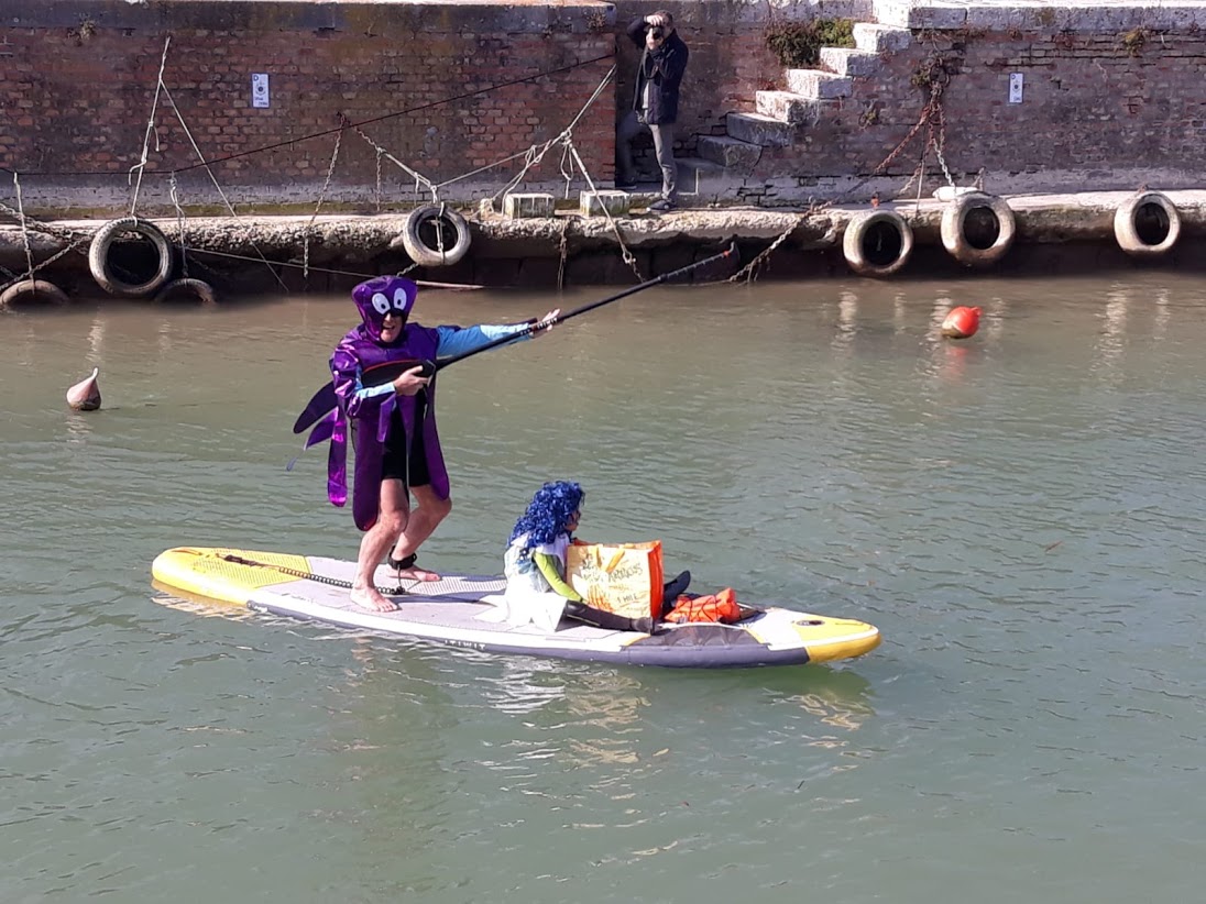 Carnevale in SUP -Maredentro asd-FANO (PU)🏄‍♂️🚣‍♀️ 
#Carnevaleinsup2020 #Maredentroasd #Fano
#visitfano #standuppaddle #supfano #safesup #suprescue #pesaro #italia #gentechesidiverte #supnewsmag #suppismo #sup #carnevaleinsup #nuovigondolieri #gentechepagaia
con ❤️ Giorgio Baldantoni