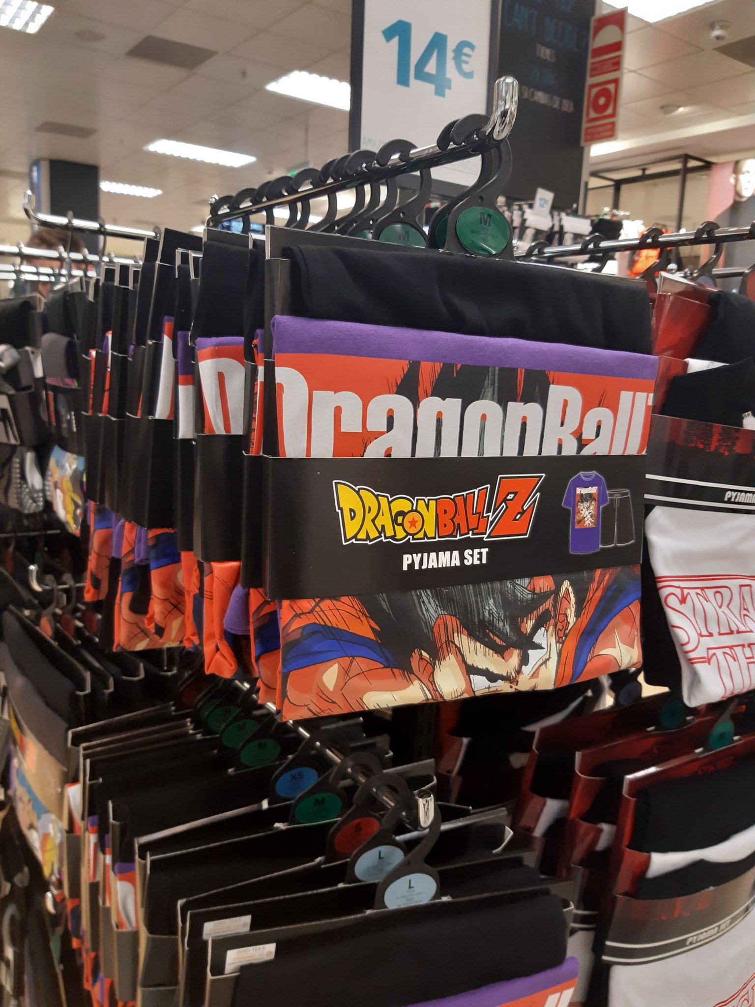 Alberto 🎮 on Twitter: "Nuevo pijama veraniego de Dragon Ball Z en Primark, @MrKaytos. A buen precio. https://t.co/GP7yhUaxup" Twitter