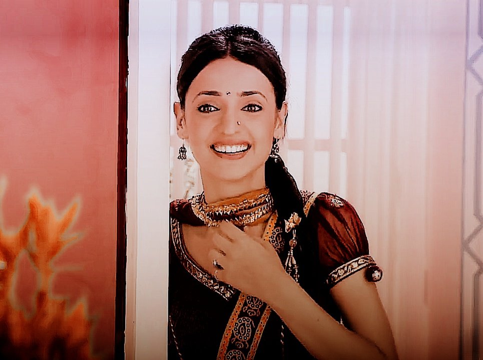 "Ek insaan se Milne ke liye Ration ki kataar se bhi lambha Intezaar "  #KhushiKumariGupta #SanayaIrani  #IPKKND  #Arshi