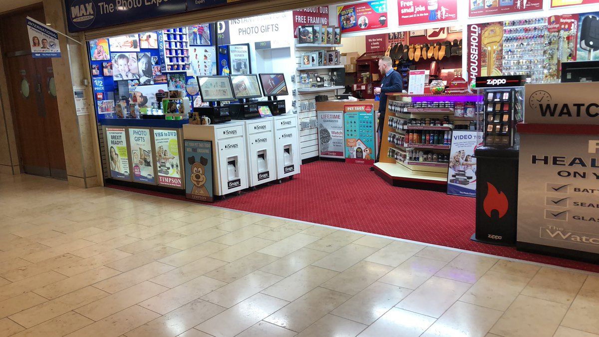 Morning switch around with the Isnaps machines to open up the shop floor in 450 Blackpool <a href="/darrenbrowna6/">darren brown</a> <a href="/McdonnellRobbi/">robbi mcdonnell</a> @ellie_catonxx @staceshallcross