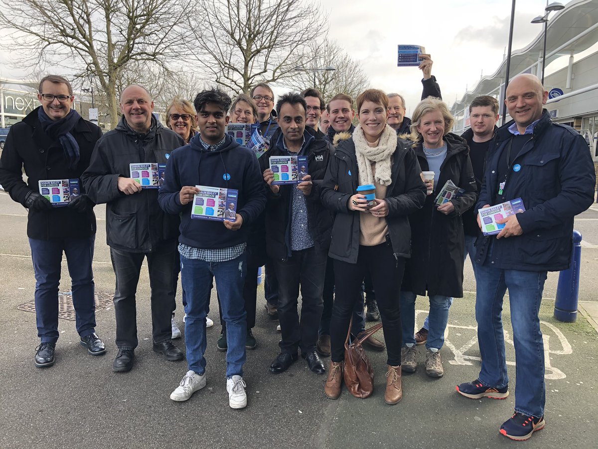 Great @Conservatives team out campaigning for @ShaunBaileyUK and @CllrCalland in Colliers Wood and Mitcham.  There is real anger at Labour’s total neglect of our area.  Time for a change.  #muckyMerton #ToryCanvass