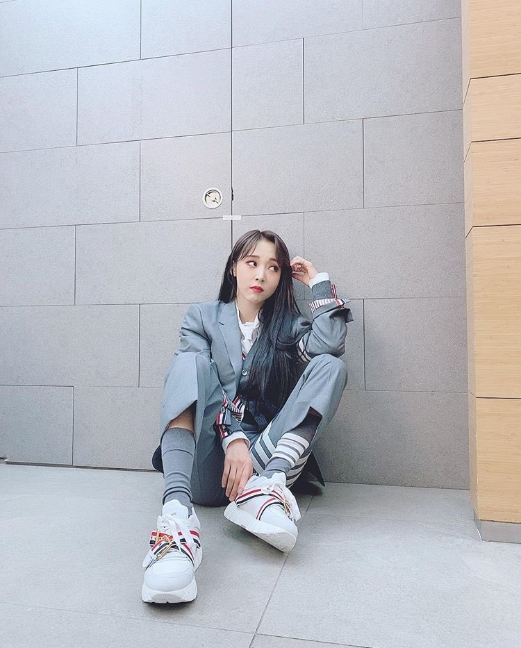 day 53 of 2020thom browne is making a big mistake if they don’t land a modelling contract for moonbyul