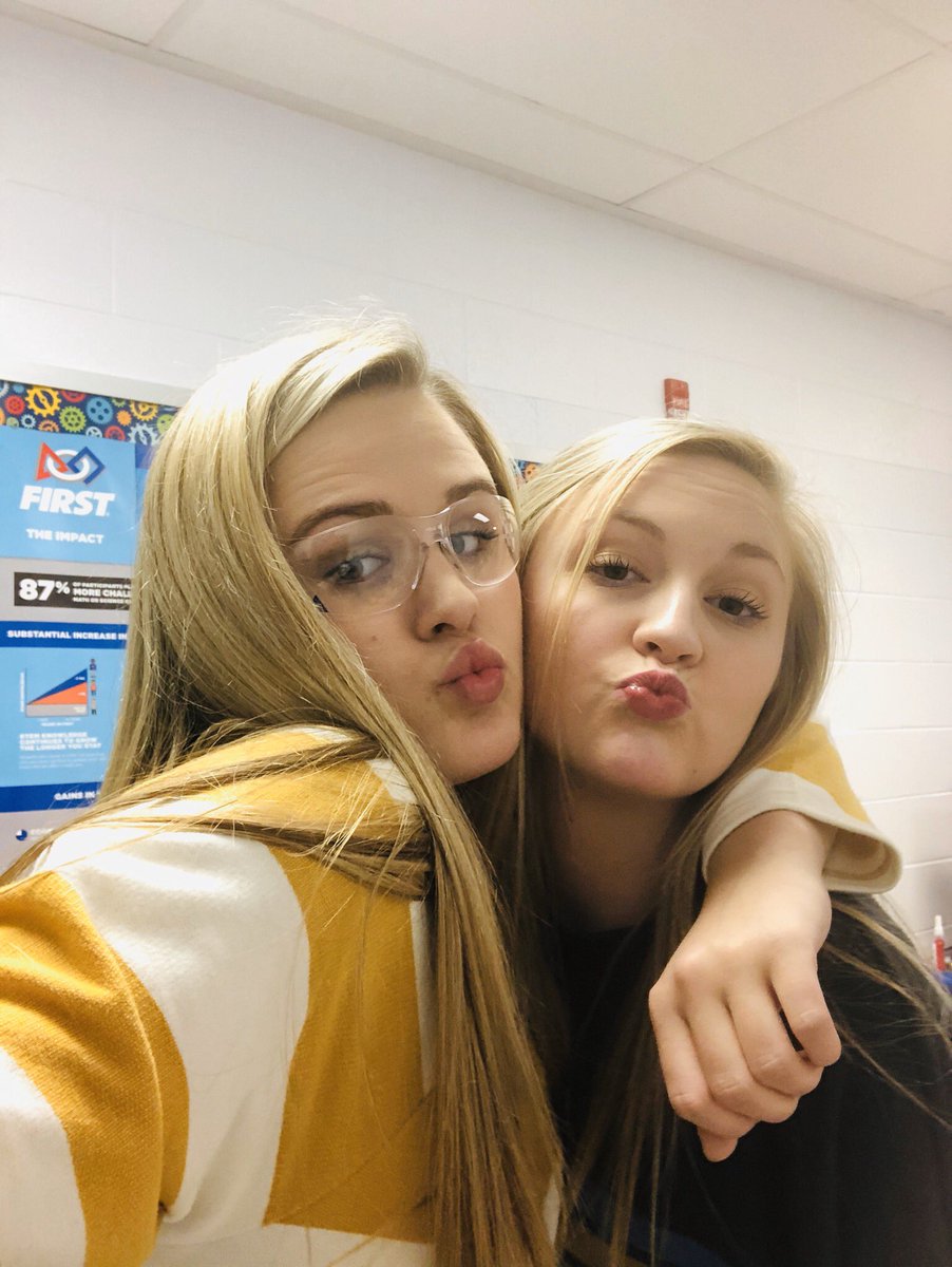 aynorrobotics's tweet image. Fun, fellowship, and FIRST.❤️
#FIRSTlikeagirl #ahsrobotics #team5063 #morethanarobot