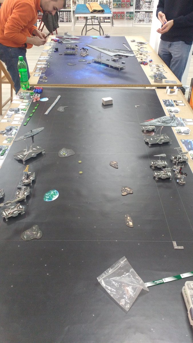 villatil's tweet image. Segunda ronda en el Primer Championship de #StarWarsArmada en #goblintrader Zaragoza
13 participantes, 7 rebeldes, 2 ISSD
@ffgop_es @FFGOP
