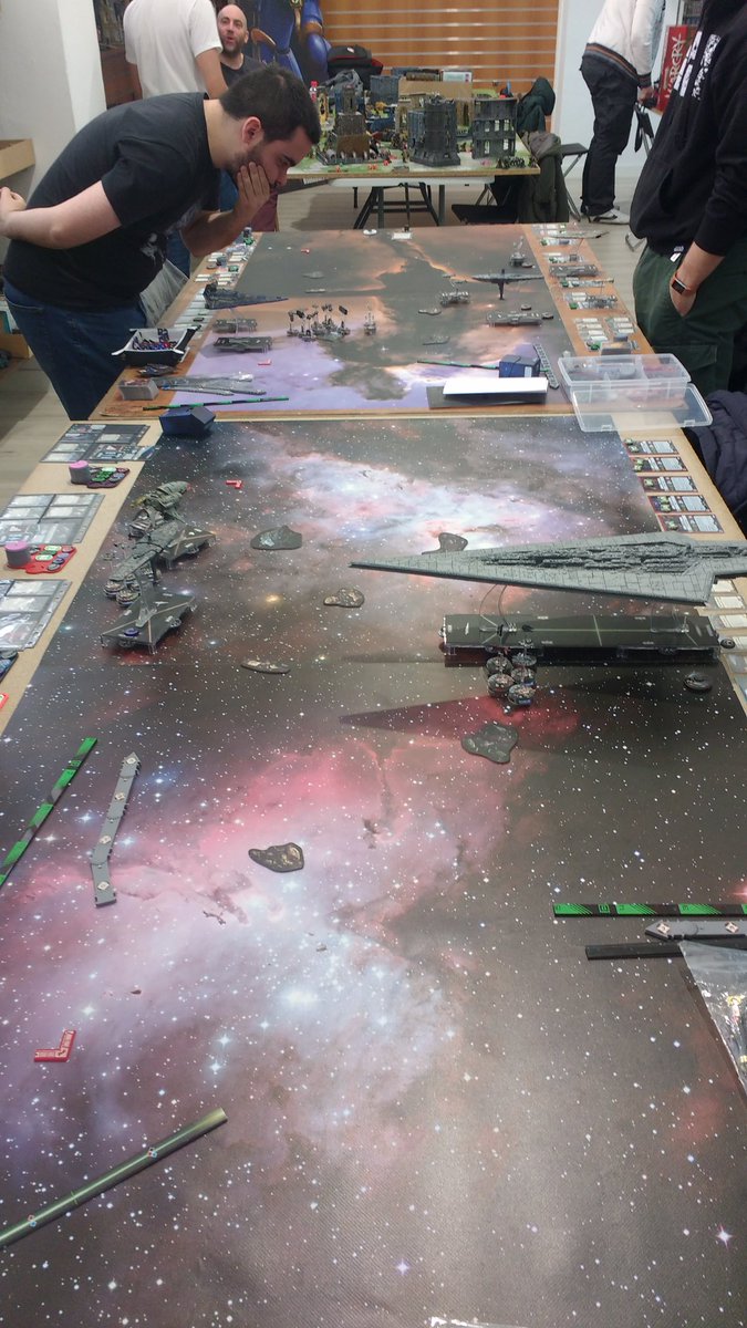 villatil's tweet image. Segunda ronda en el Primer Championship de #StarWarsArmada en #goblintrader Zaragoza
13 participantes, 7 rebeldes, 2 ISSD
@ffgop_es @FFGOP
