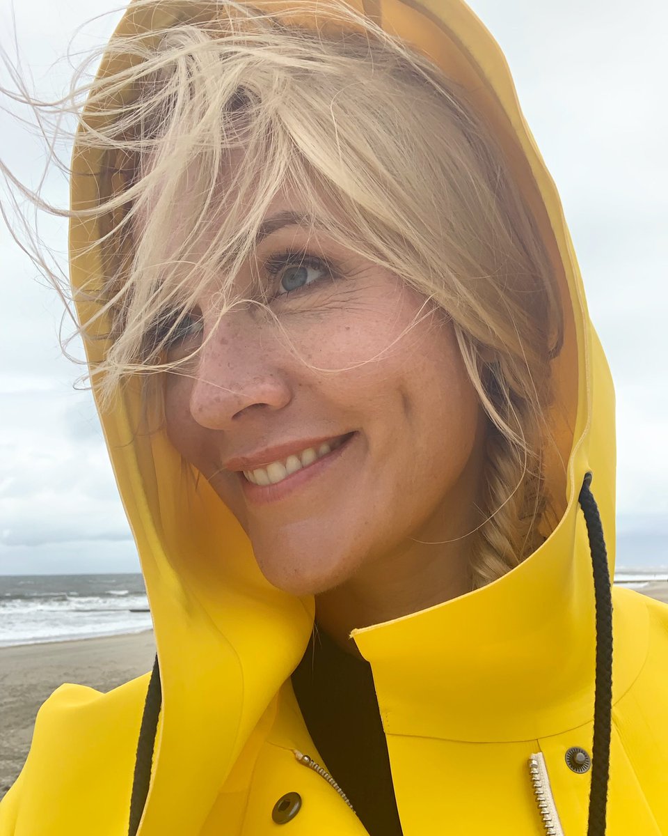 Judith Rakers On Twitter Lust Auf Eine Neue Inselgeschichte Sonntag Um 21 Uhr Hat Unser Borkum Film Premiere Im Ndr Fernsehen Borkum Inselreportage Erstausstrahlung Menschenundihregeschichten Https T Co Hc5t2am36n