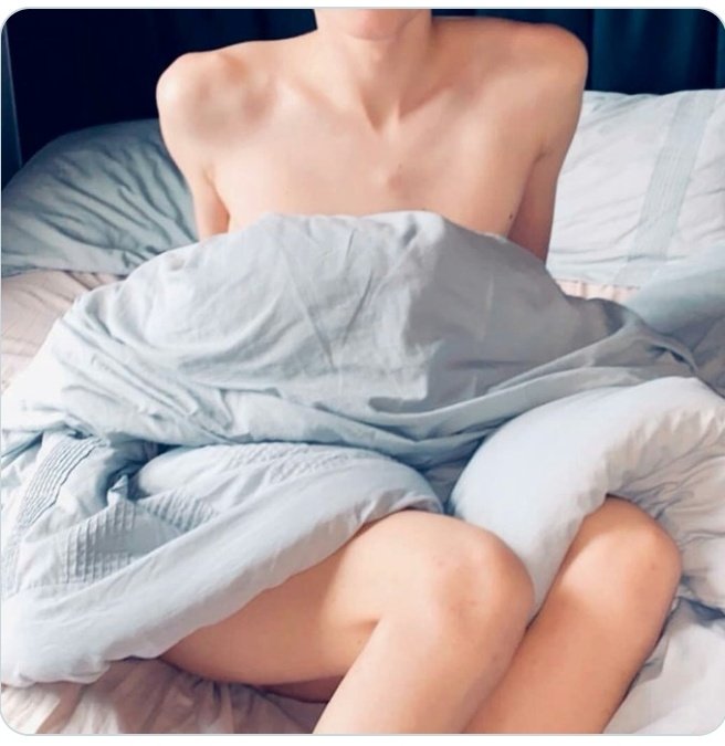 Sadney17's tweet photo. คบกันไหมฮะ? อ่อยเก่งน้าา รับสมัครผัวฮะ 
Rt~ff
Dm🥀☹🔥
#บอทใหม่  #บอทเงี่ยน  #บอทโสด  #บอทหาคนคุย  #บอทเหงา  #บอทขี้เงี่ยน  #บอทหาคนคุม  #บอทหาผัวหื่นๆ  #บอทหาผัวหื่นๆ https://t.co/fIFRcuv7RE