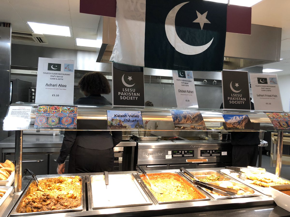 A few days ago LSE cafe looked like this @ lunch time! Desi food + lassi in a perfect homelike ambiance 🇵🇰 

#CheveningJourney