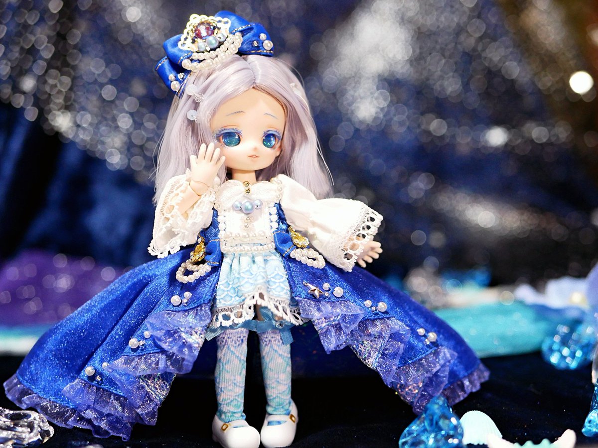 さひな ドール みみしゅくるりぃ Monyamonyadayo 様 リチおじメイク R0d0m00 様 Jewel Magic Jewelmagic Rtn 様コラボのフルセットちゃんをお迎えしました もう語彙力が溶けてすごい 素敵 しか言えない最高に可愛い人魚姫です 豪華