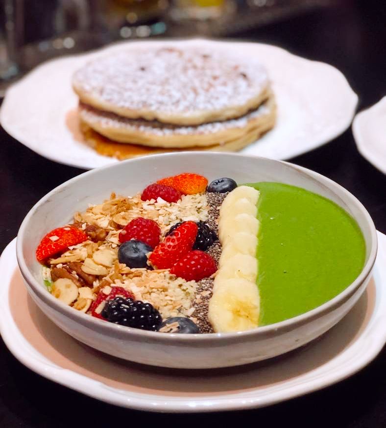 Have you ever seen breakfast THIS pretty? 😍 Come brunch with us at #20eChicago! 🍴🍾