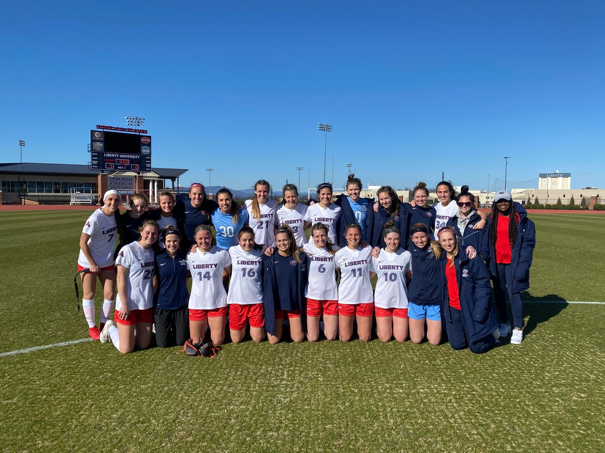 LibertyWSoccer's tweet photo. First spring game ending with a win!🔥⚽️ https://t.co/Fb5SWqkuFB