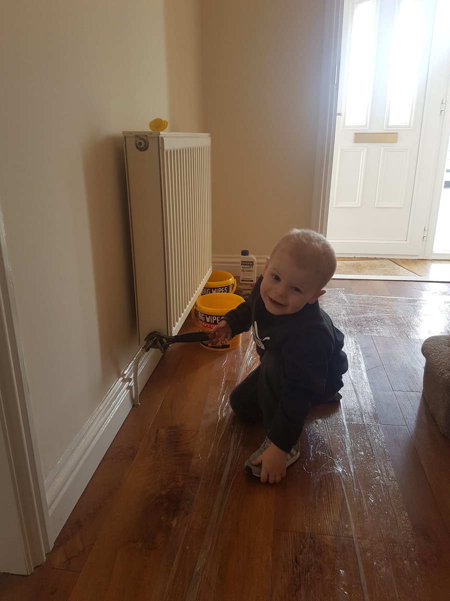 Best wee apprentice plumber about helping his dad today💪💙