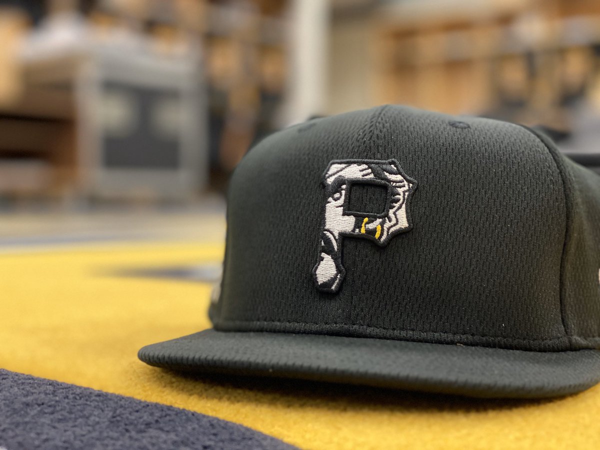 Pirates's tweet image. RETWEET THIS now for a chance to win one of our Spring Training caps!