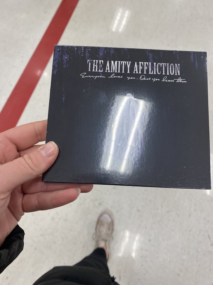 __steffani__'s tweet photo. @amityaffliction #TAATarget jasey approves of my purchase https://t.co/WigJ55ry3i