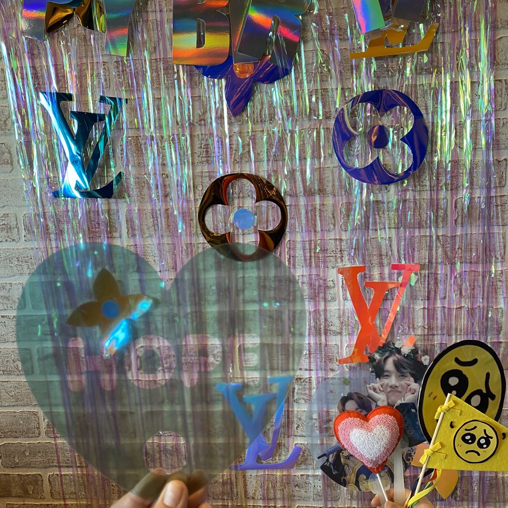 cafexhou's tweet photo. more details of our exhibition! 💜🥺 #4HOPEHTX #HAPPYHOBIDAY https://t.co/DC8EA9vunu
