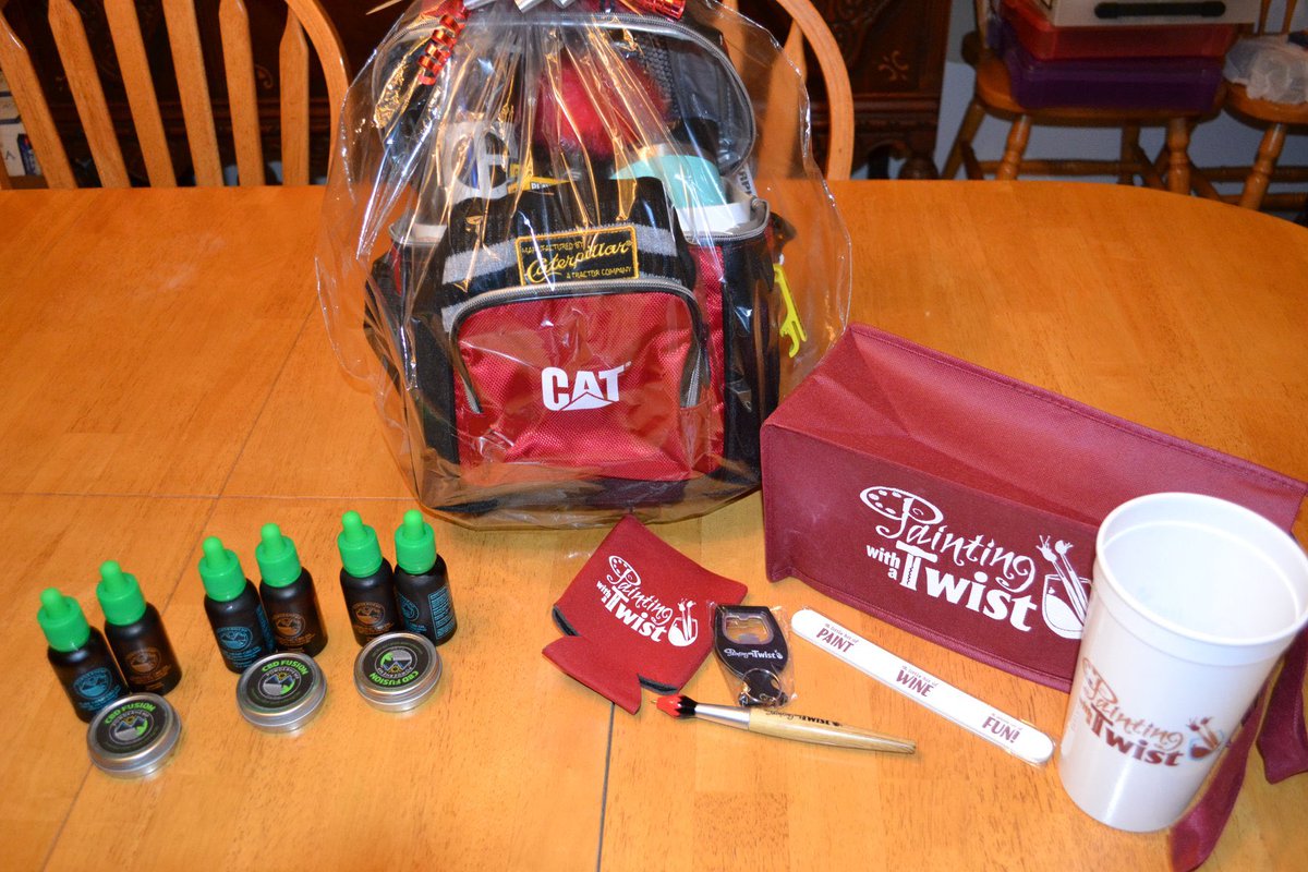 HBC12O's tweet photo. (1/6) Last week #HarrisonBaseball Club held their annual 7th Inning Stretch Silent Auction. It was a HUGE success! We want to THANK all of the generous businesses & community members that donated to our team. We are extremely grateful. #fundraiser #GoRaiders #HBC https://t.co/lmAuiv9rJ5