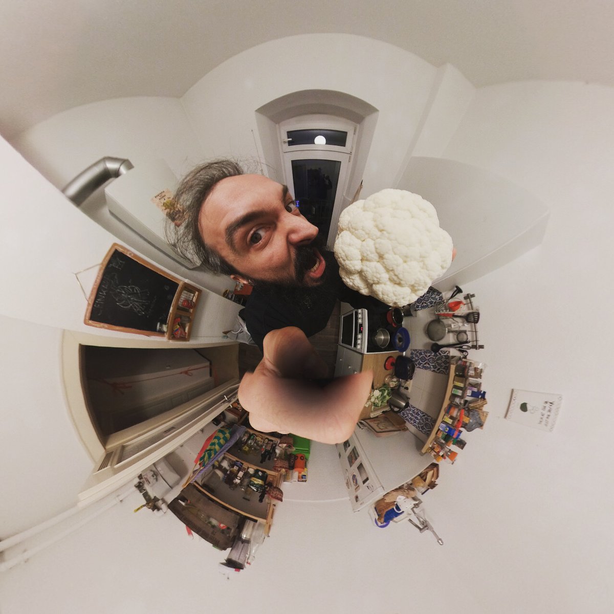 Alex Cio Wohnt Im Lindley Lindenberg Hotel Karfiol Ein Anderes Wort Fur Blumenkohl Til Blumenkohl Karfiol Insta360