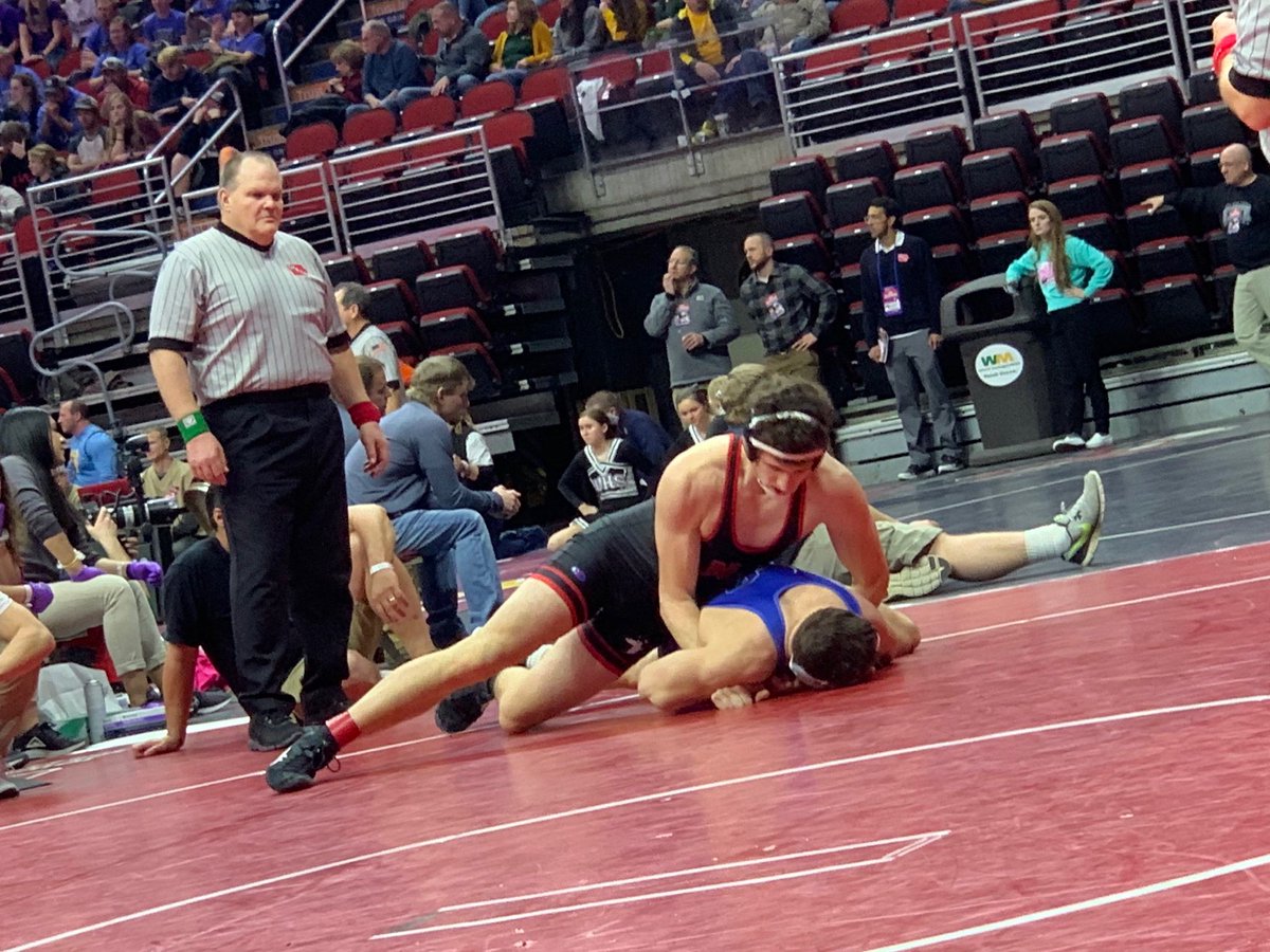Congratulations to Garret Rinken (3rd) and Evan Kalainoff (8th) on earning a spot on the podium!  Awesome job guys!

#HuskyNProud