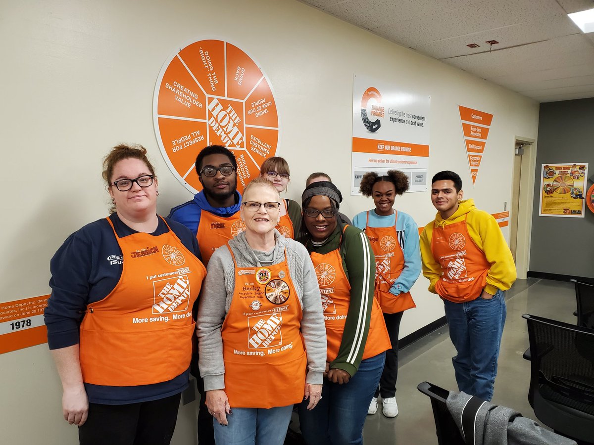 Sonya Skinner (@sonyask70264893) on Twitter photo And yet another new crew coming aboard the 0804 team! Welcome to all! @RyanHallTHD804 <a href="/KochBkoch/">Bobbie Koch</a> <a href="/frblackwell2/">frblackwell</a> <a href="/misshd03/">Megan A. Coleman</a> <a href="/AngelaWires/">Angela Wires</a> And yet another new crew coming aboard the 0804 team! Welcome to all! @RyanHallTHD804 <a href="/KochBkoch/">Bobbie Koch</a> <a href="/frblackwell2/">frblackwell</a> <a href="/misshd03/">Megan A. Coleman</a> <a href="/AngelaWires/">Angela Wires</a>