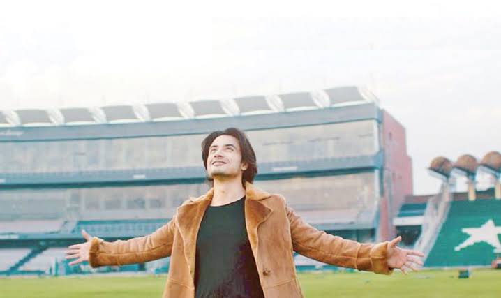 aamirsultan_aa's tweet photo. WE WANT ALI BACKHeart suit
WE WANT PSL ANTHEMGreen heart
Guyz, it's time to show some love and support for this man Heart suit
Let's make it a trend
#WeWantAliBack
@AliZafarsays
shabash dil se jaan laga de phir seetiyan bajay ge FireFire
#AliZafar #PSLV Heart suitHeart suit https://t.co/ZO2BCtow14