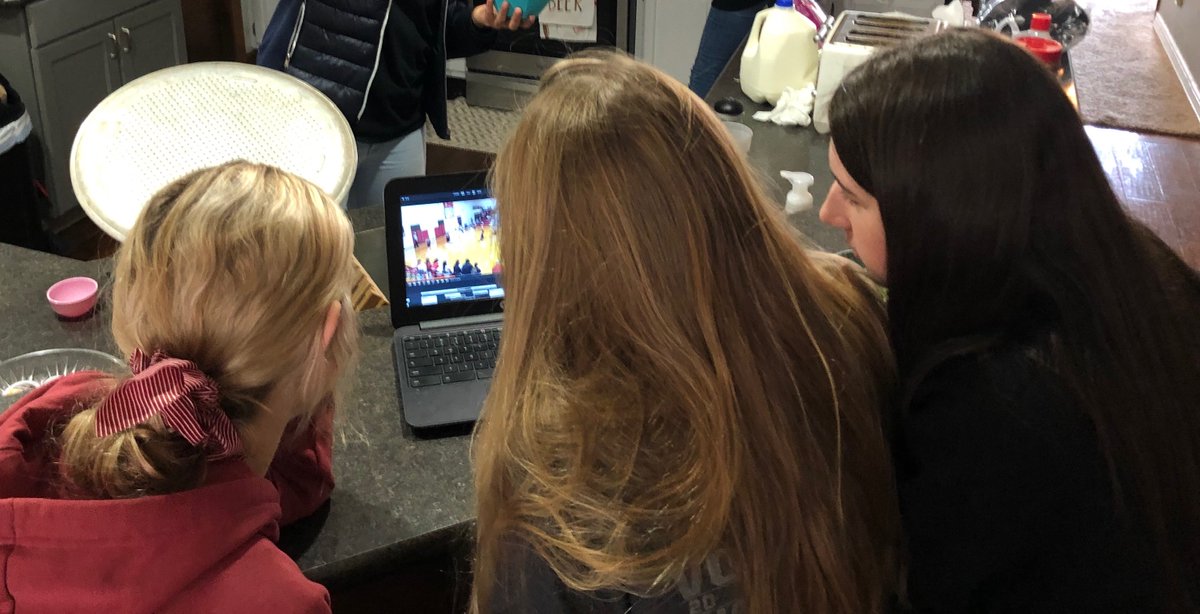 AlloFiber's tweet photo. Tech + Athletics = The perfect partnership 😃

Helping student-athletes succeed by adding awesome @Hudl cameras in local schools is a slam dunk in our book! 

"The footage shows me which plays I need to work on and I watch at least 30 minutes of film each day." - Ali, Imperial https://t.co/MF7ESWWvbQ