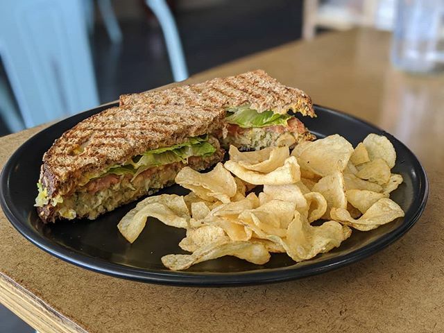 chattavegan's tweet photo. We can't wait for @realroots_cafe to move to their new location on the North Shore this spring! Today we visited the OG location to get in on their extensive panini menu. This chickpea salad explodes with flavor! #chattavegan https://t.co/g3lcT5Z35x https://t.co/sEZsVjcMaa