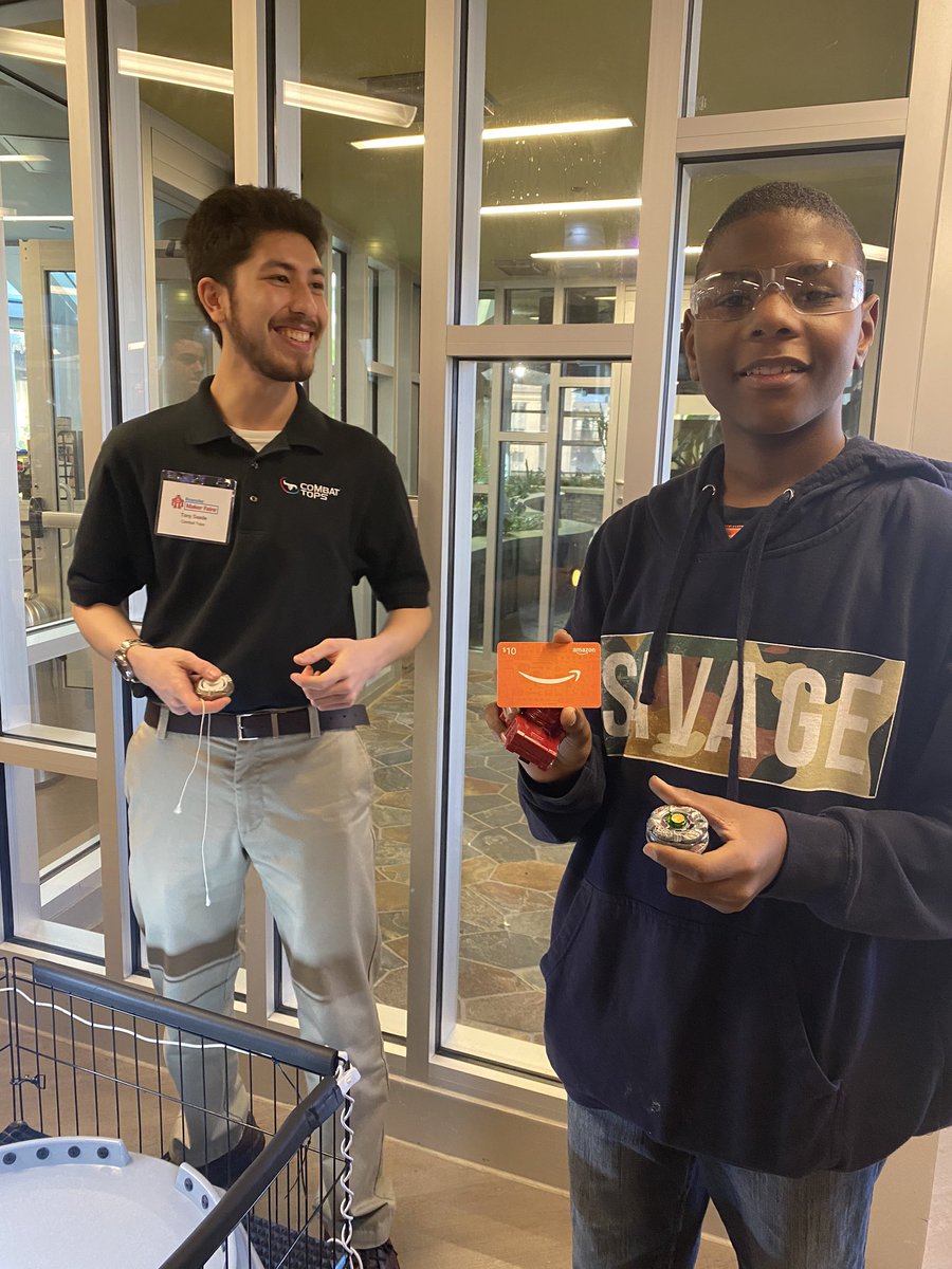 NokeMakerFaire's tweet photo. This guy did! His top beat Tony’s at the very last second &amp; won a $10 Amazon gift card! #NokeMakerFaire2020 https://t.co/e2eSZt43Hk