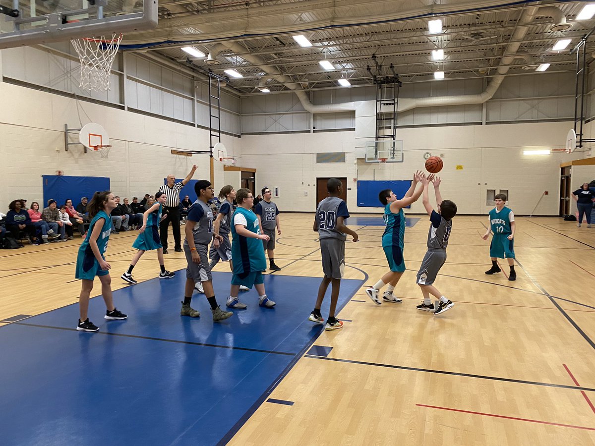 KellerGuidance's tweet photo. We had the opportunity to play against @AddamsCrusaders Unified Basketball team for an amazing game! #SD54 #KellerJrHigh #AddamsJrHigh https://t.co/GFQRI7oLDN