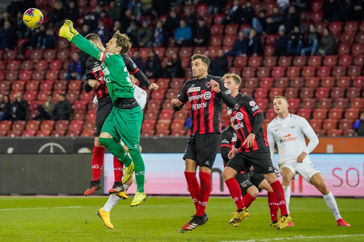 XamaxFCS's tweet photo. Quelques photos du match de ce soir.
Un bon point pour les Rouge et Noir.
Prochain match dimanche prochain ร La Maladiรจre contre le @fcthun_official
#FCZXAM 1-1 | ๐ธ@freshfocus https://t.co/5GvfPf52U0