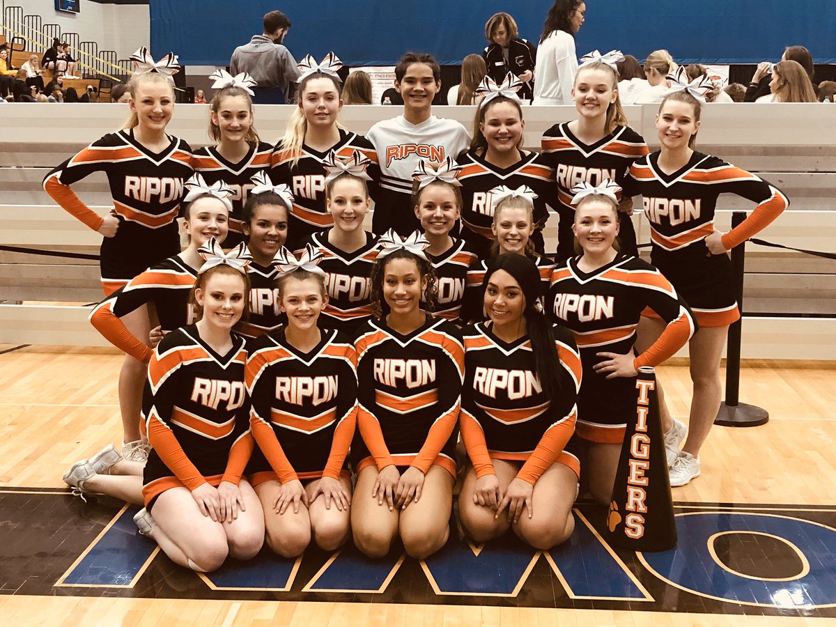 Hatlenr's tweet photo. Best of luck to the Ripon Cheer/Stunt Team today in Watertown. Competing at the State level! #Riponwiproud https://t.co/TzZ7wKVIxV