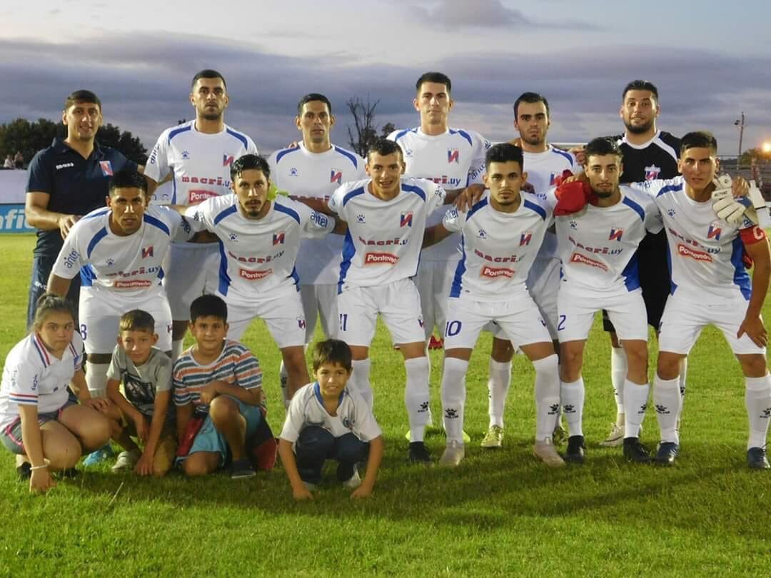 calitoraloficia's tweet photo. Hoy todos juntos!!! Como en la final del 2019 !! Copemos el Estadio Artigas. Que sientan nuestra hinchada !!! El clásico es nuestro. ARRIBA PAYSANDÚ !!! https://t.co/FeWuTr7OdR