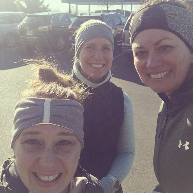 javaandsole's tweet image. Seven sunny miles!! Oh so happy to run in the sunshine this morning - even if it did “feel like 14” 🥶 AND super excited for an entire weekend day with no plans!! 🎉 The kids have projects to work on and this house needs a feel clean ... but nowhere we… ift.tt/2upIU86