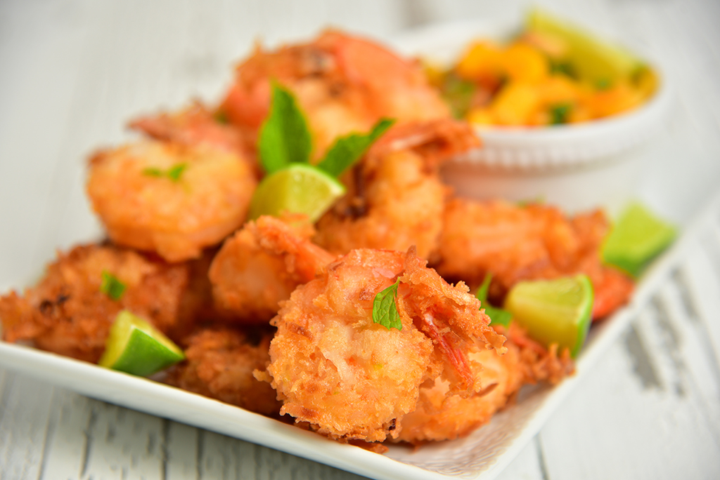 I'm BACK at <a href="/FoodNetwork/">Food Network</a> today cooking LIVE at 4pm PST on the @foodnetworkkitchen app! This afternoon I'll be making Coconut Shrimp with Mango Peach Salsa! 
#foodnetwork #foodnetworkkitchen #christyvega #casavega @casavegarestaurant #coconutshrimp