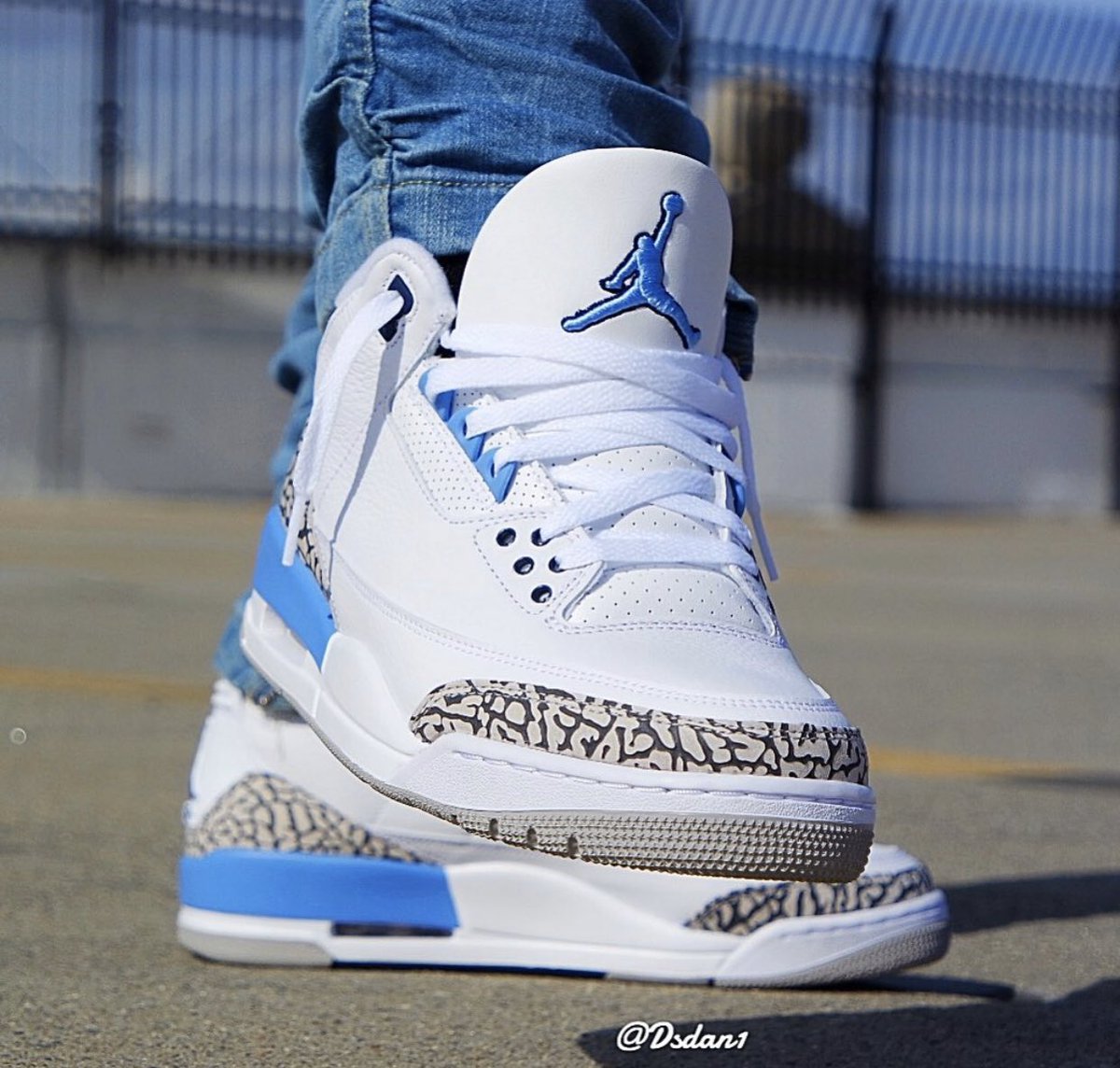 SneakerPics23's tweet photo. UNC 3’s https://t.co/0sQNKYOedK