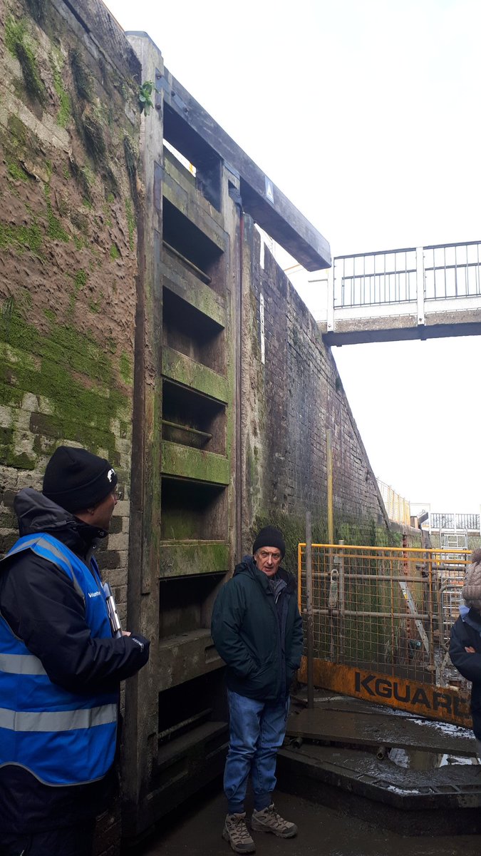Interesting visit to #foxtonlocks this morning for their open day. Not often you get chance to see the locks from this view. Thanks to <a href="/CRTBoating/">Canal & River Trust Boating</a> and <a href="/FoxtonLocks1/">@FoxtonLocks</a> for all the information