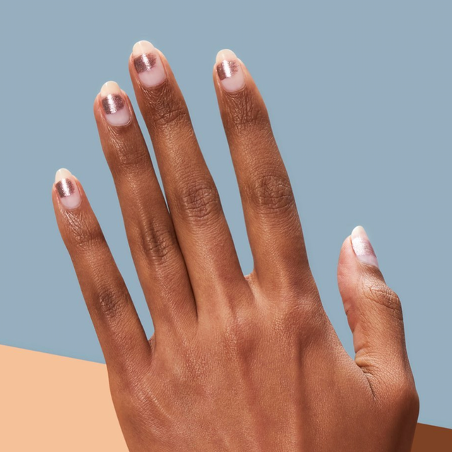 Tell us: what do you think of these nail color #trends? Is your favorite hue in vogue right now? thezoereport.com/p/8-winter-202… #mani #pedi #bliss #BellaNailBar