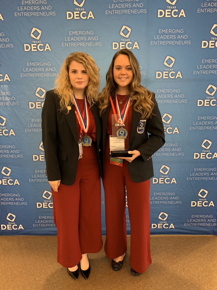 Grapevine_DECA's tweet photo. Back to back, baby! The Financial Literacy Week was awesome, but this makes it even sweeter! Brooke and Norie are on stage again as State Champs for Financial Lit. #GHSUnity #gcisdcte #nashvillebound https://t.co/HoSsVrr1yO